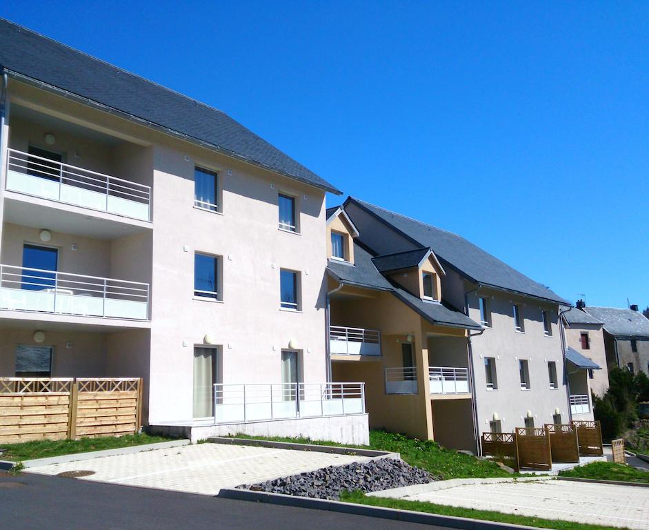 Picherande Aux Balcons Du Sancyアパートホテル エクステリア 写真